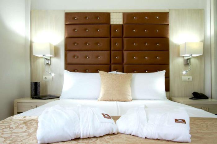 Moon Dreams Torremolinos - Adults Recommended Hotell Rum bild