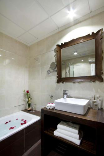 Moon Dreams Torremolinos - Adults Recommended Hotell Rum bild